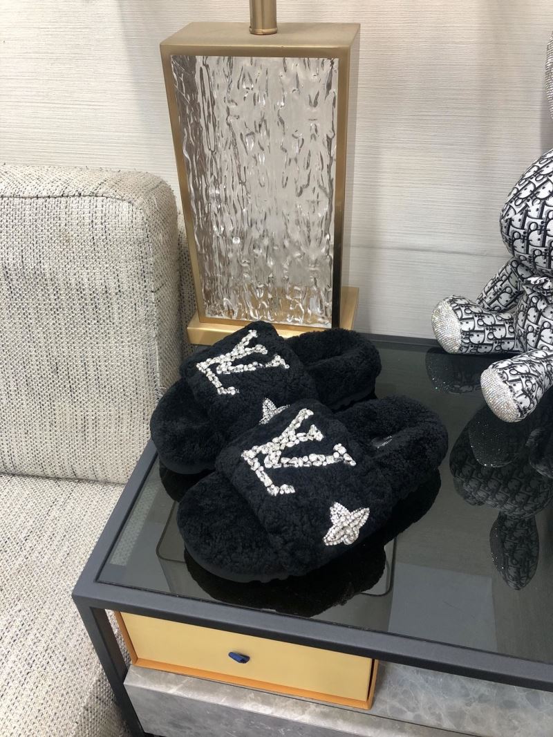 Louis Vuitton Slippers